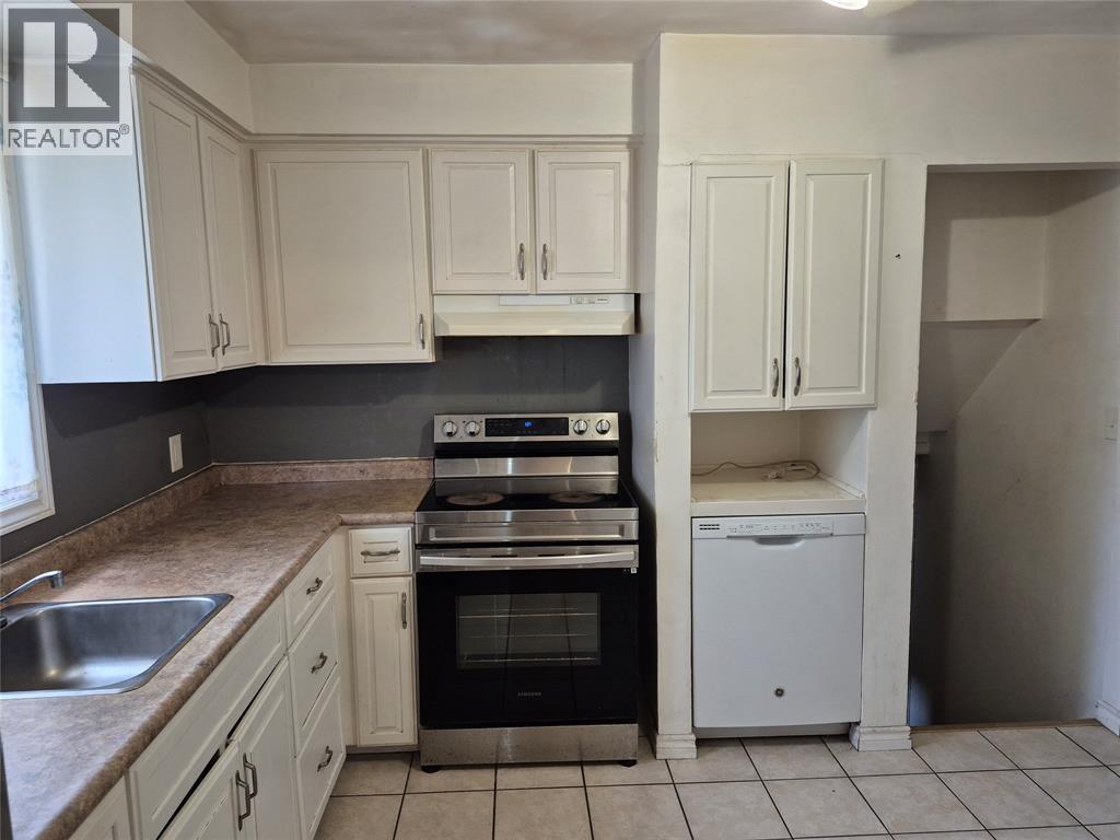 567 CARDIFF DRIVE, Sarnia — photo 3