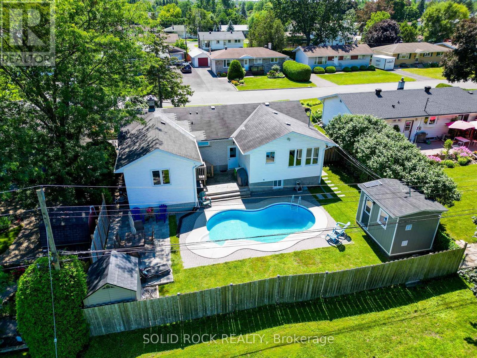 4 Bed, 3 Bath House for Sale in Ottawa – 9 STANWOOD DRIVE, Ottawa – MLS# X13630308 - Image 37