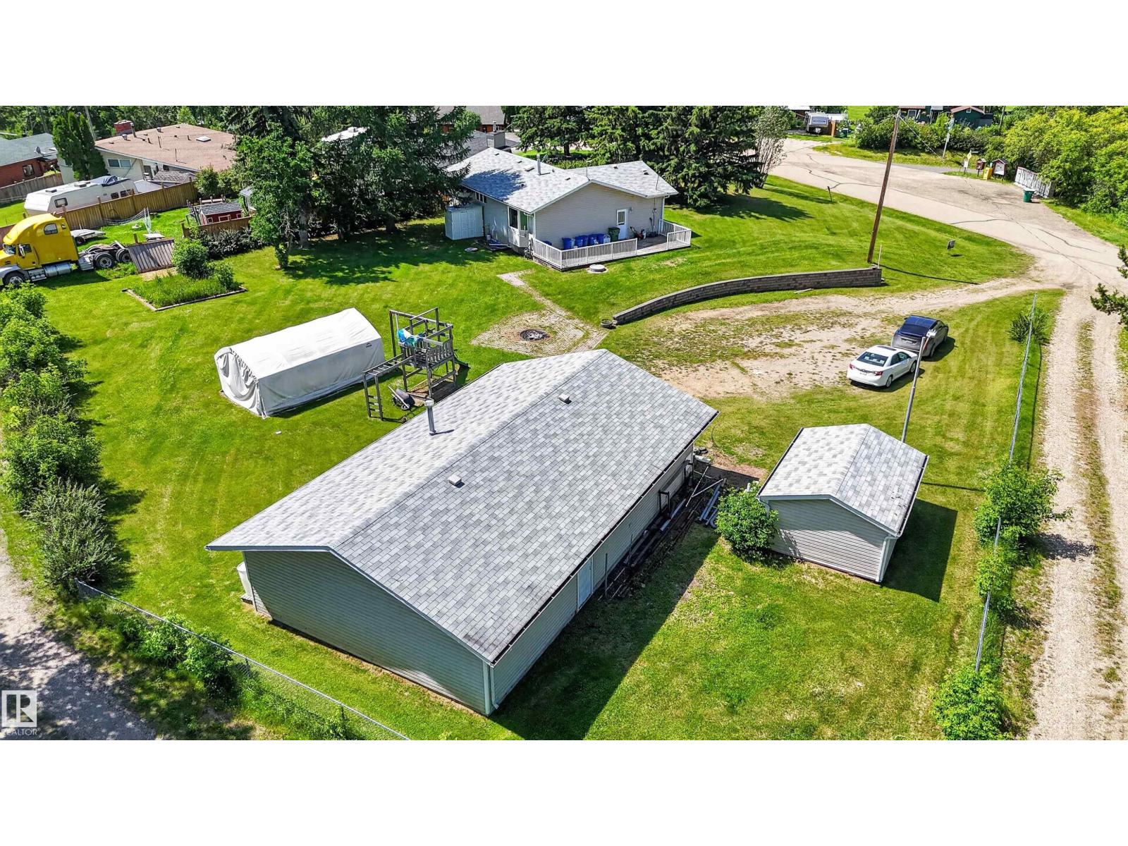 712 LAKESIDE Drive - Photo 29