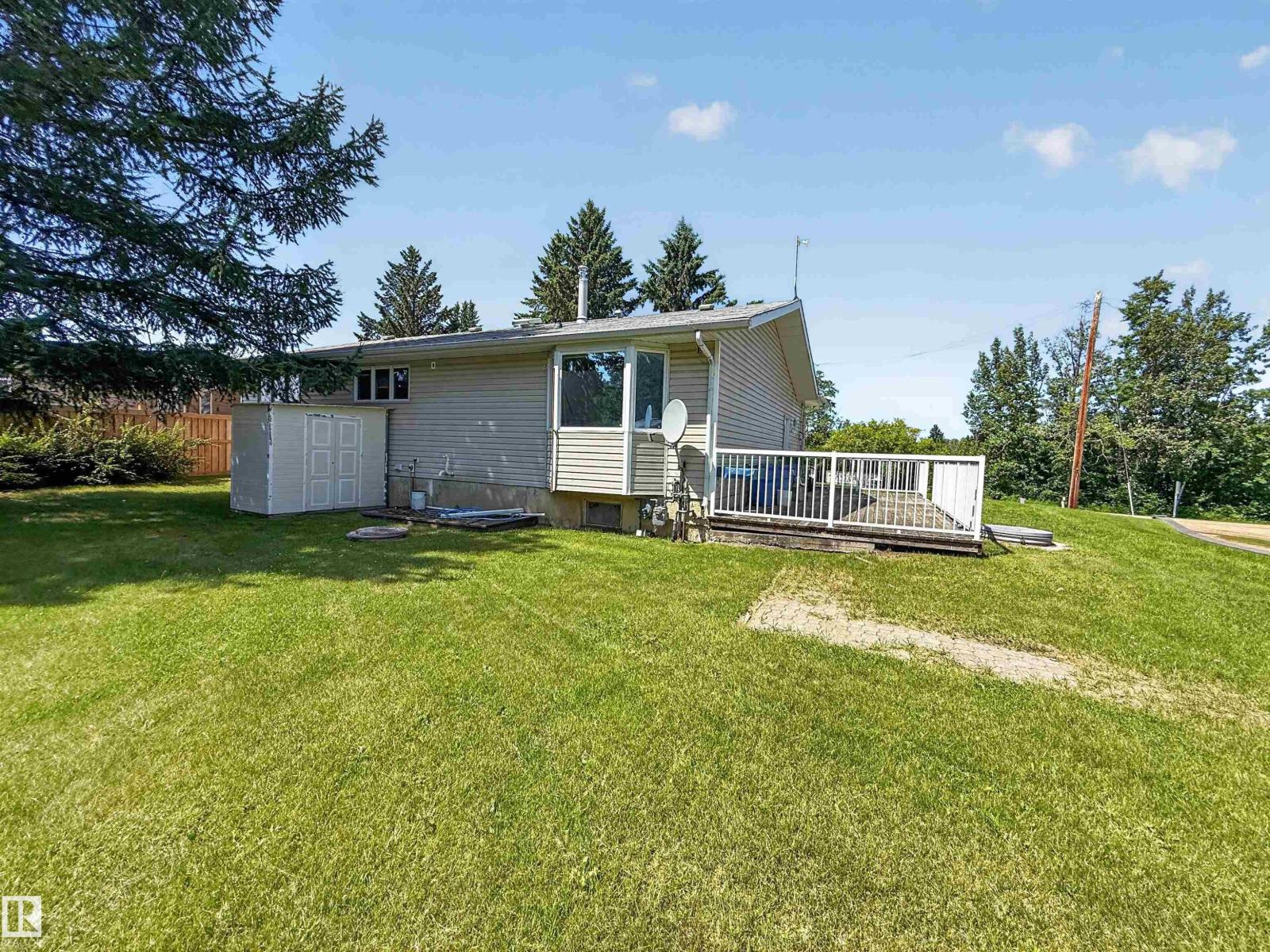 712 LAKESIDE Drive - Photo 25