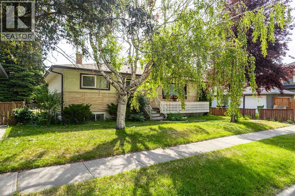 2812 24 Street NW, Banff Trail, Calgary photo 2