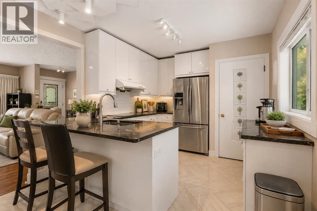 2816 24 Street NW - Image 7