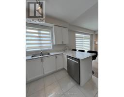 24 Tamworth Terrace W, Barrie, ON L9J0L5 Photo 8