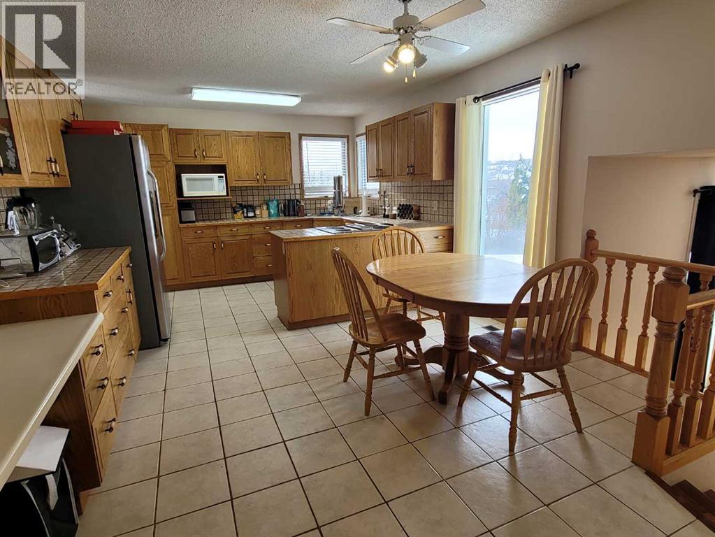 7110 99A Street - 10