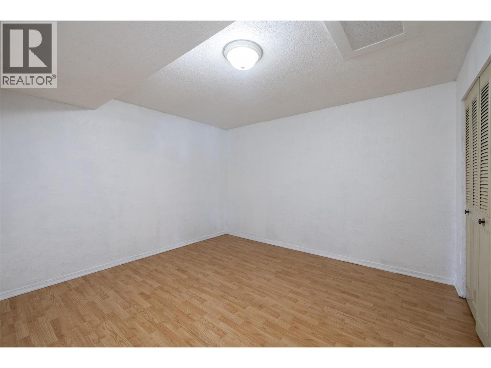 3805 22 Avenue - Image 23