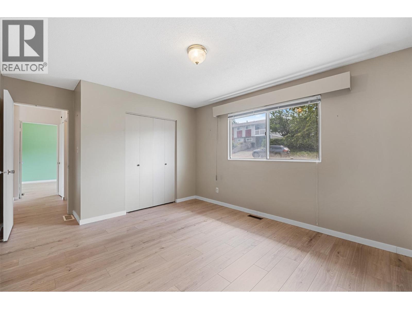 3805 22 Avenue - Image 14
