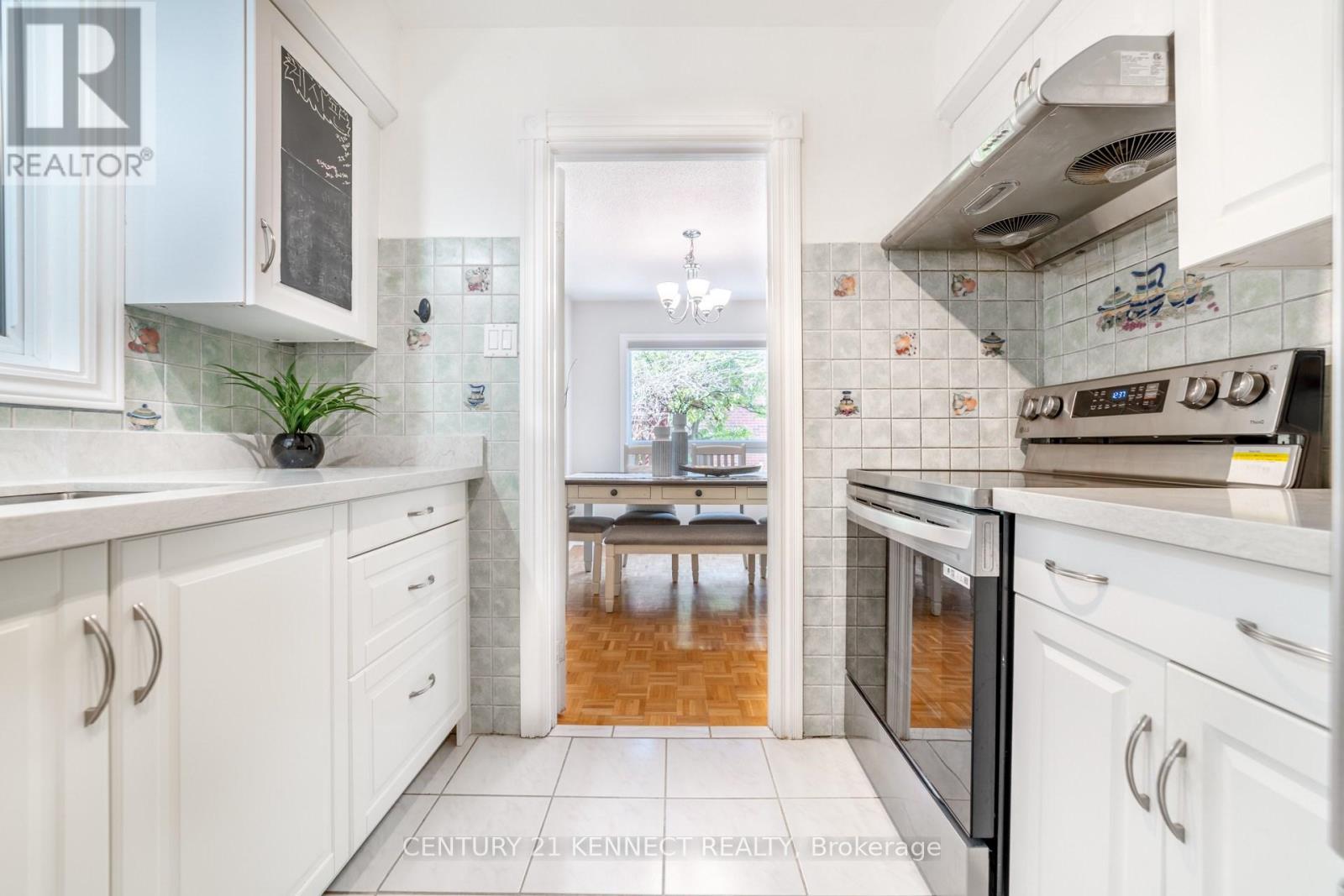 470 BROWNRIDGE DRIVE - 28