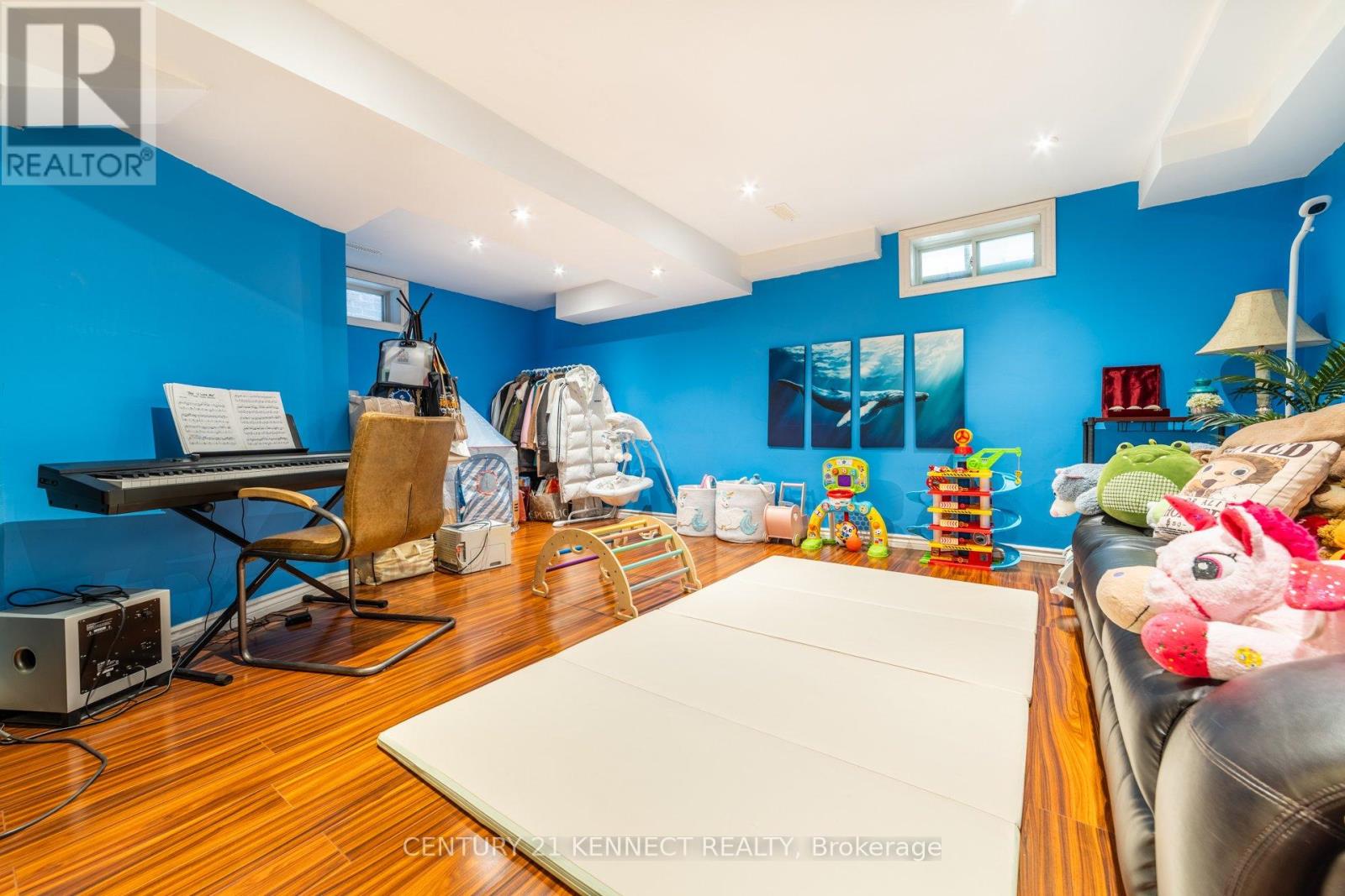 470 BROWNRIDGE DRIVE - 29