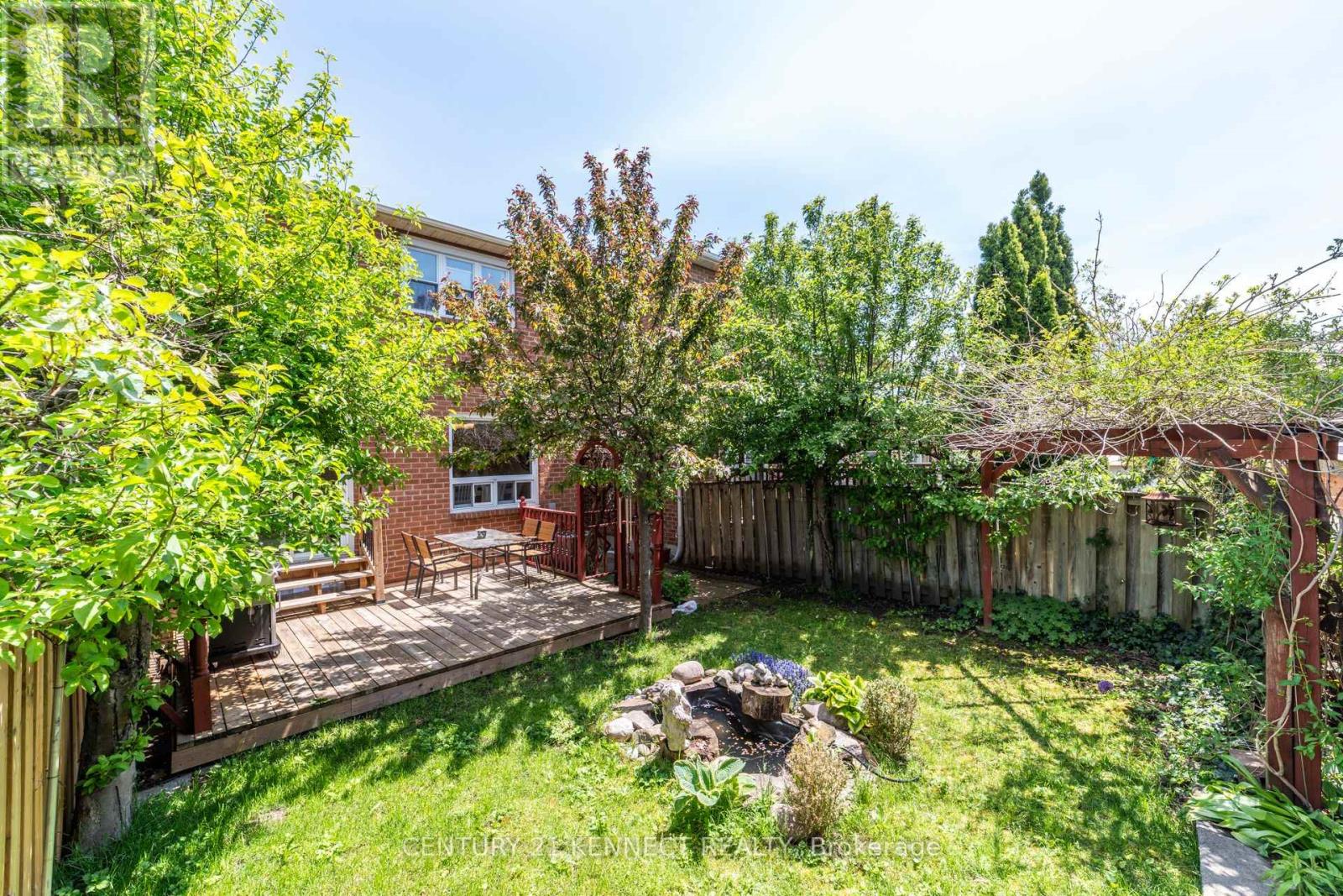 470 BROWNRIDGE DRIVE - 35