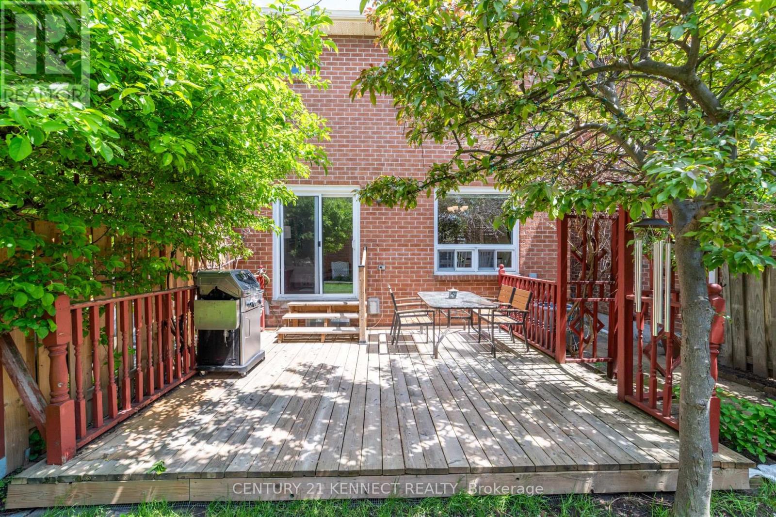 470 BROWNRIDGE DRIVE - 40