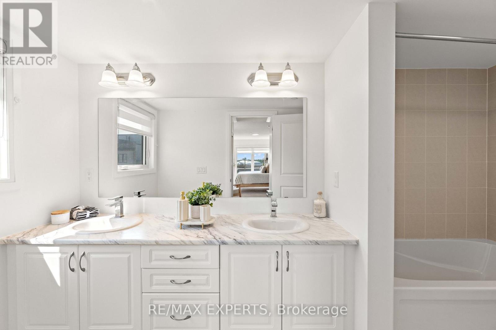 #1 31 BAYNES WAY - 20