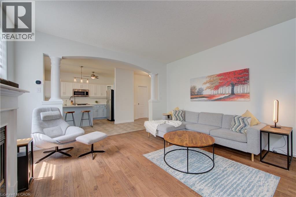 729 KEATS Way — photo 3