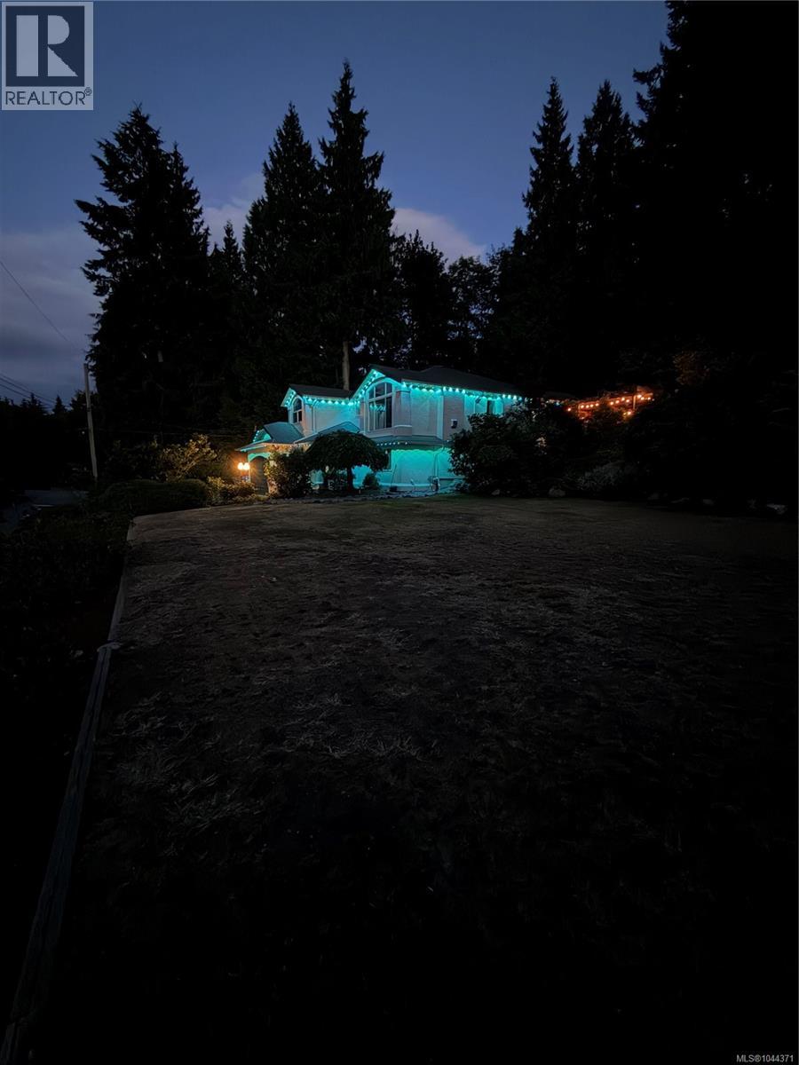  804 Bucktail Road, Mill Bay