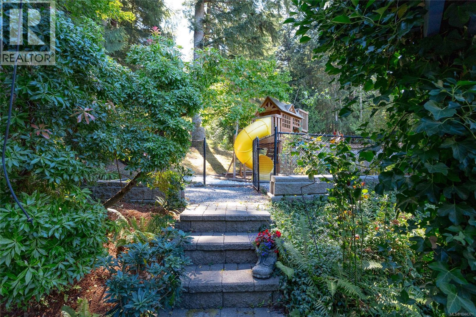  804 Bucktail Road, Mill Bay