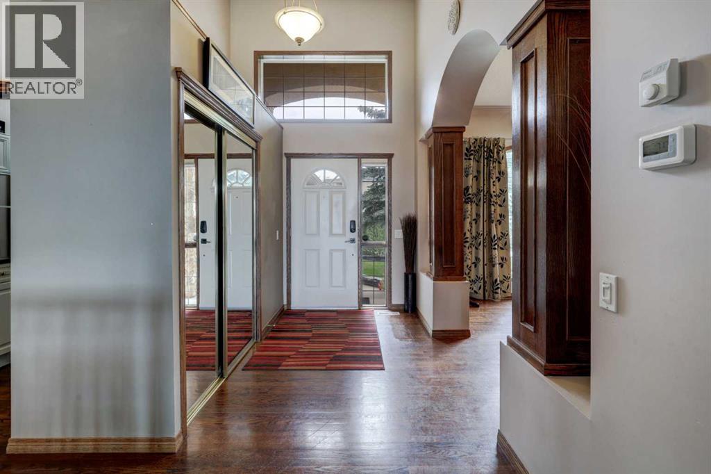 321 Gleneagles View, Cochrane