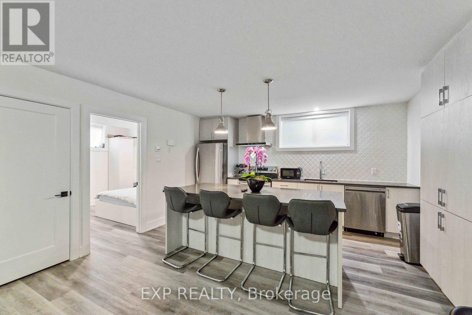 2 Bed, 2 Bath House for Rent in Ottawa – B – 12 SYLVESTER STREET, Ottawa – MLS# X13630404 - Image 9