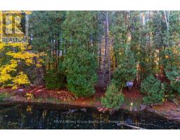 34 Riverside Place, South Bruce Peninsula, ON N0H2G0 Photo 9