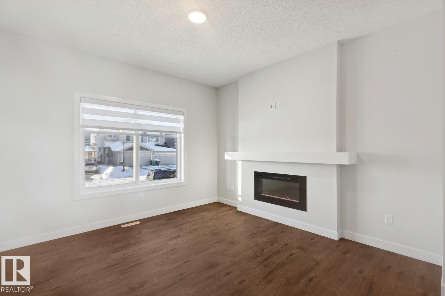1081 BERG PL - 5