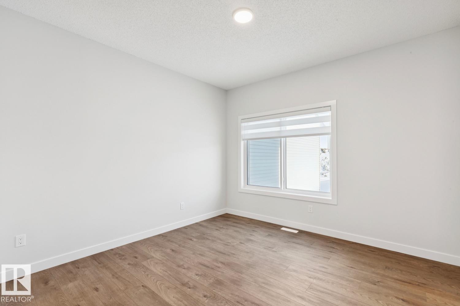 1081 BERG Place - Photo 15