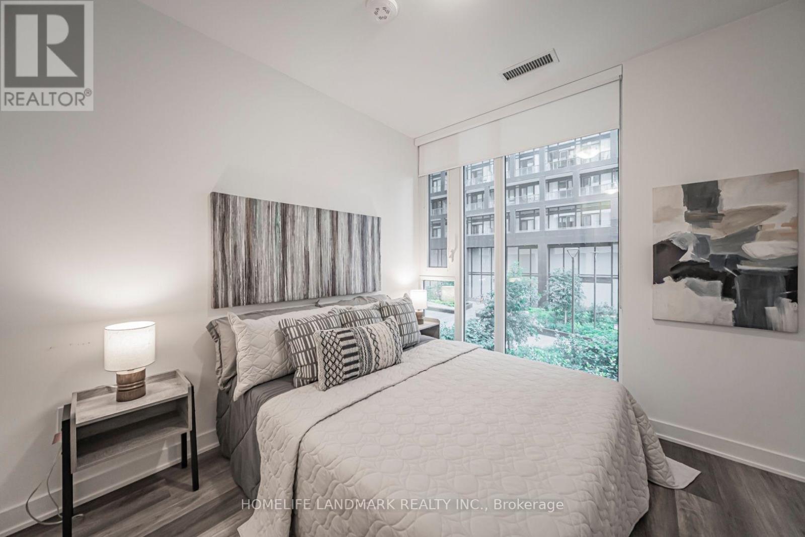 #TH-112 121 LOWER SHERBOURNE STREET - 36