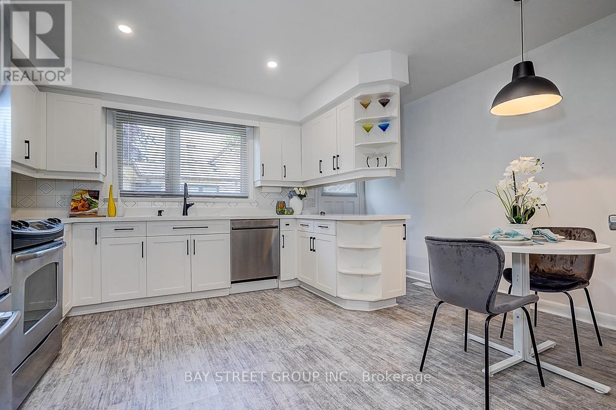 336 BETTY ANN DRIVE - 15