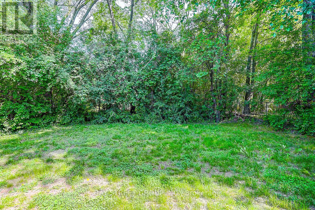 336 BETTY ANN DRIVE - Image 32