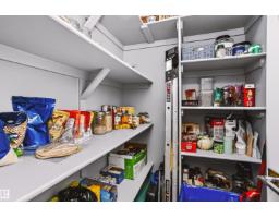 11305 79 Av Nw, Edmonton, AB T6G0P4 Photo 11