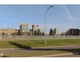11305 79 Av Nw, Edmonton, AB T6G0P4 Photo 49
