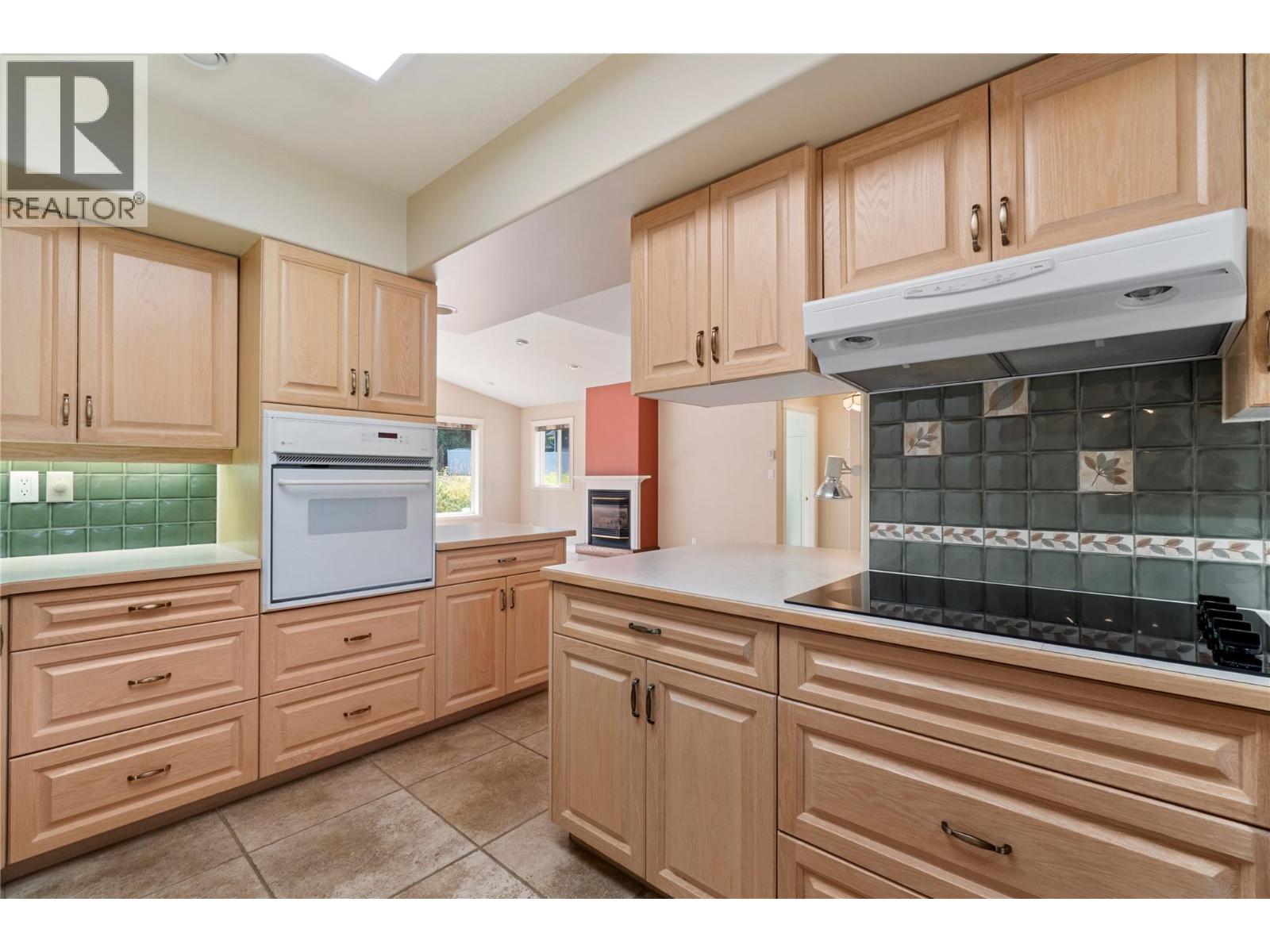 151 25 Street NE - Image 16