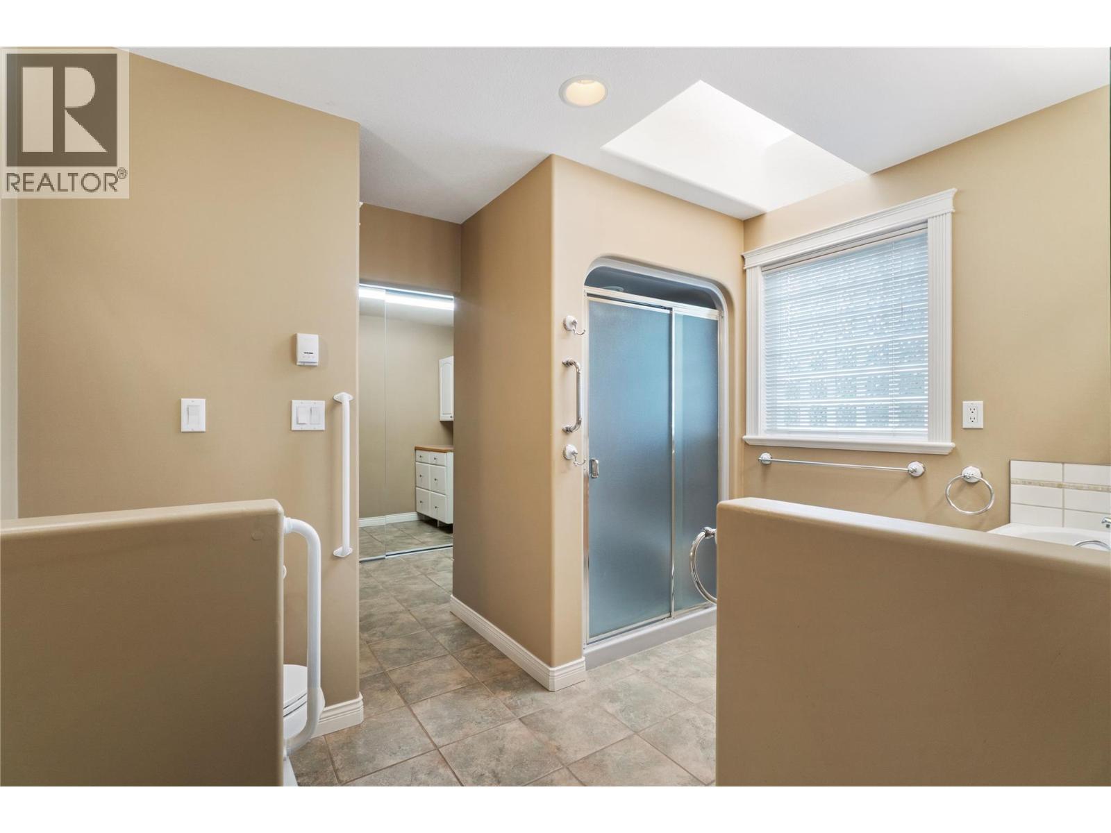 151 25 Street NE - 23