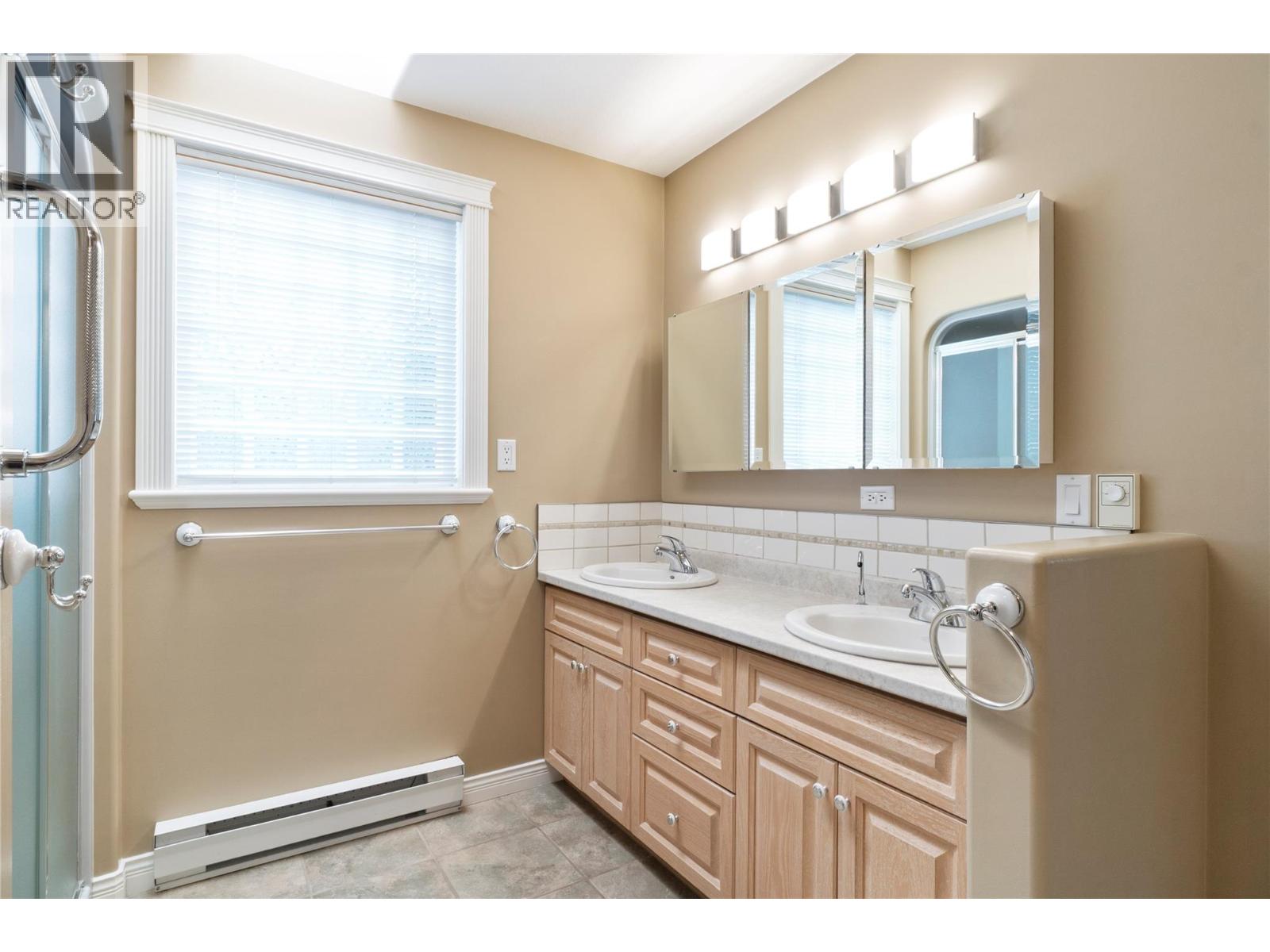 151 25 Street NE - 22