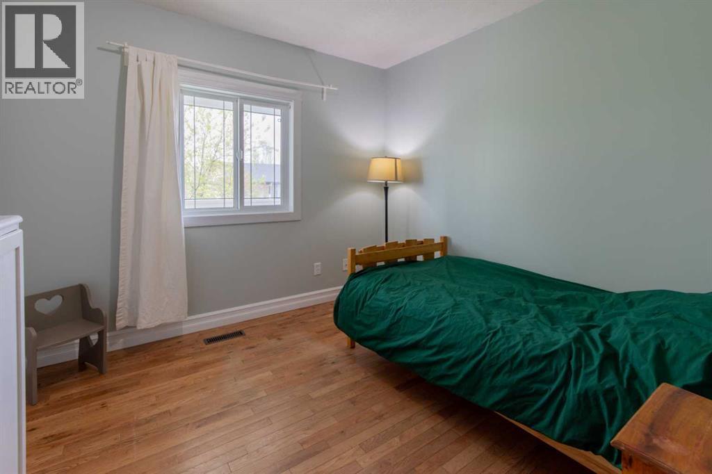 241 N 250 E E - Photo 18