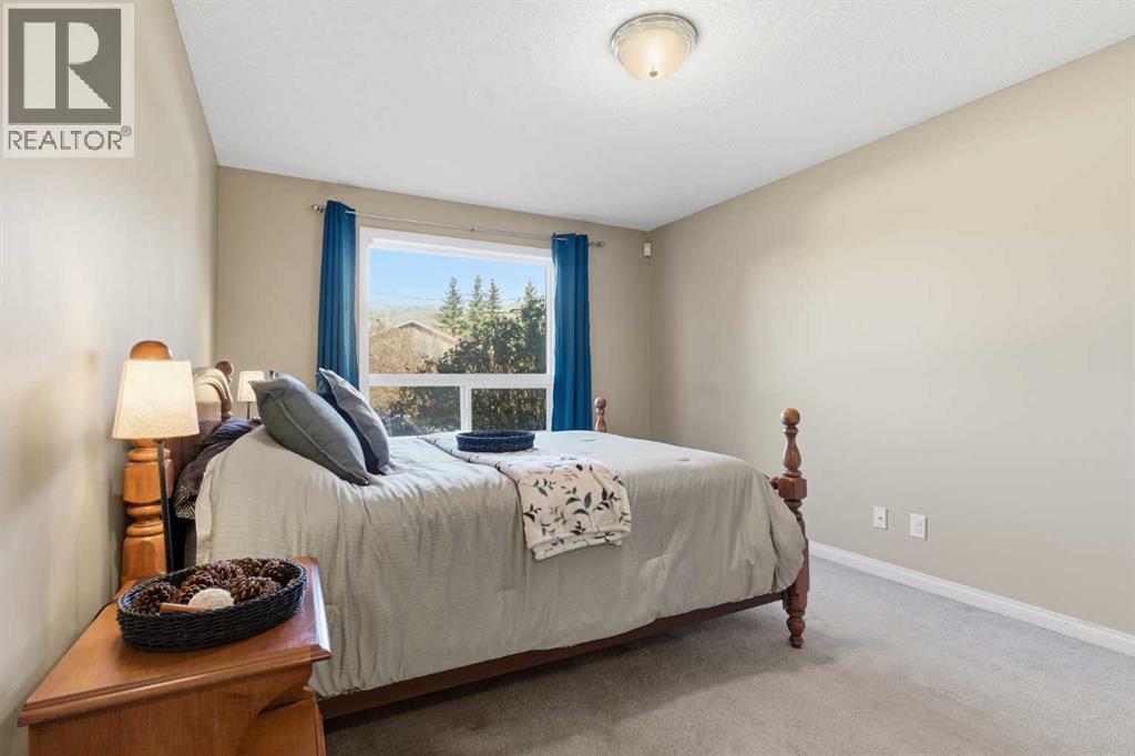 #103 128 Centre Avenue - 13