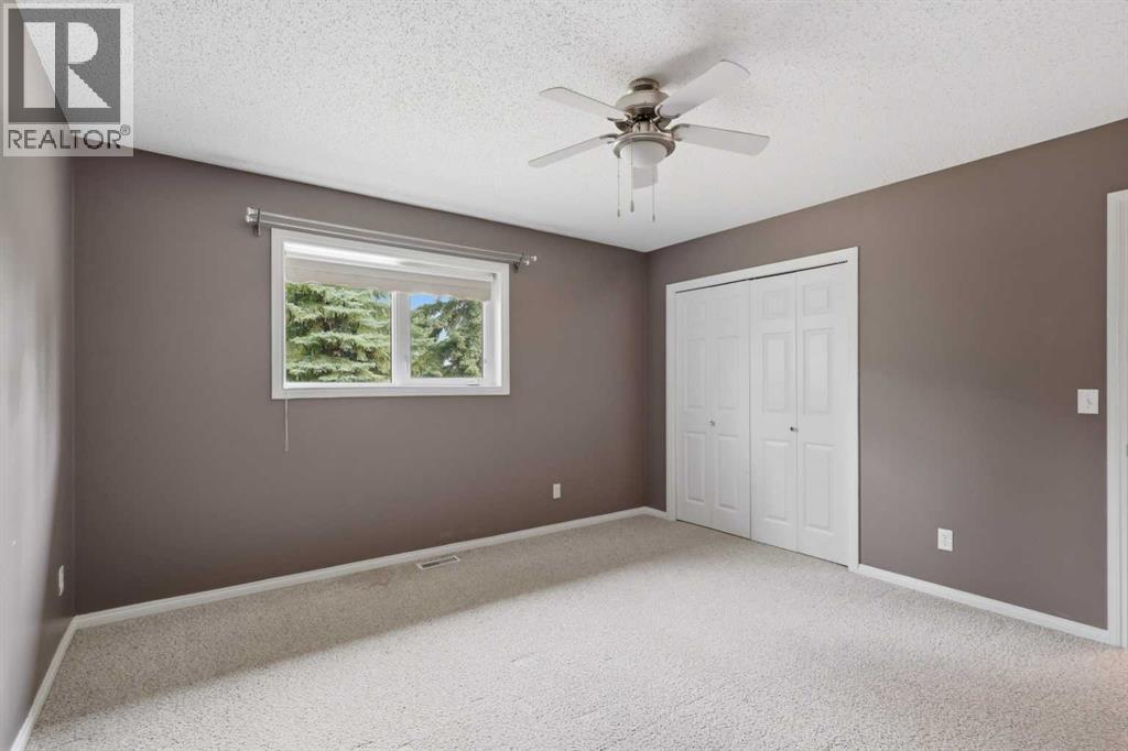521 Partridge Crescent - 12