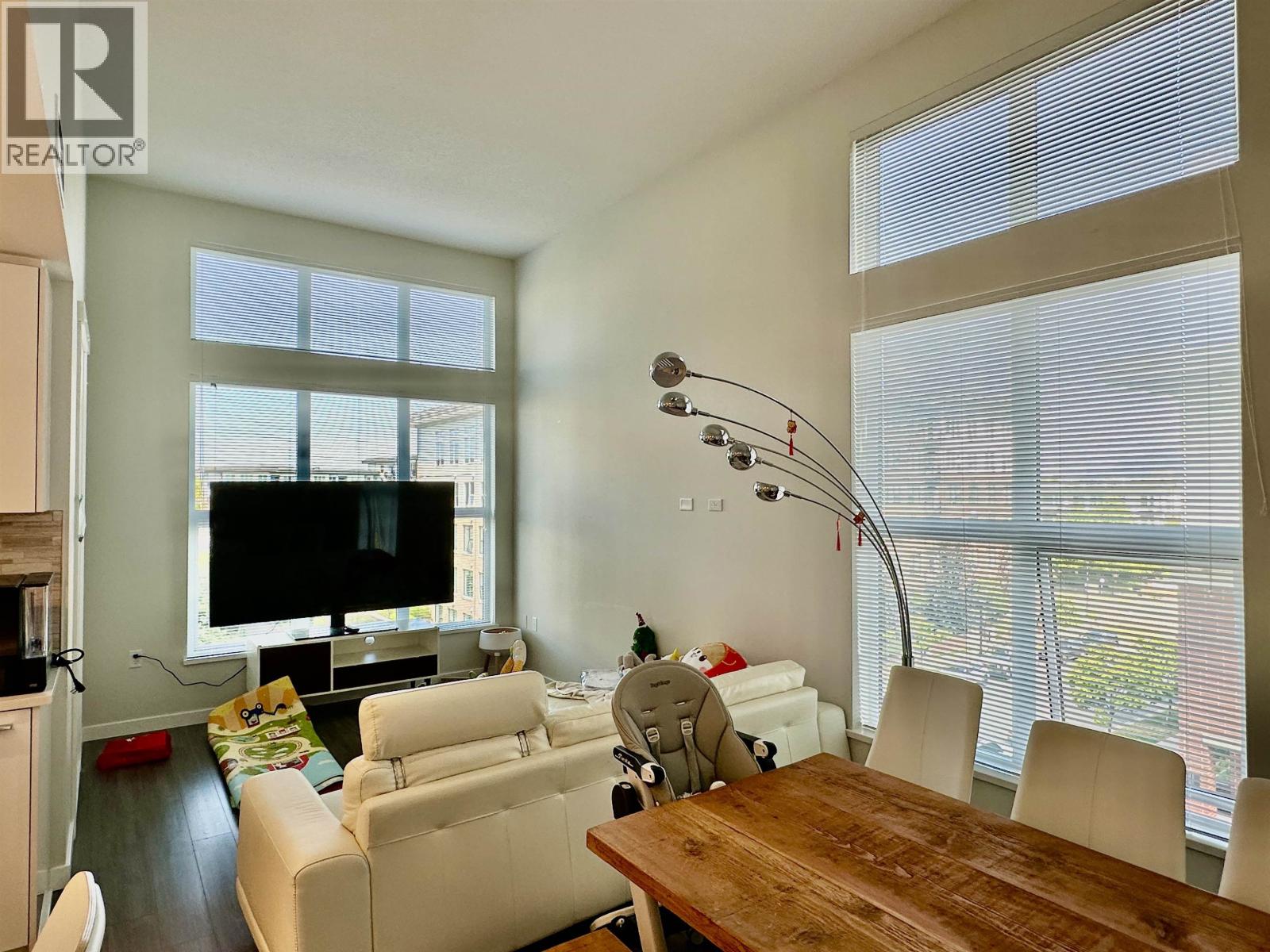 4xx 9551 ALEXANDRA ROAD, Richmond