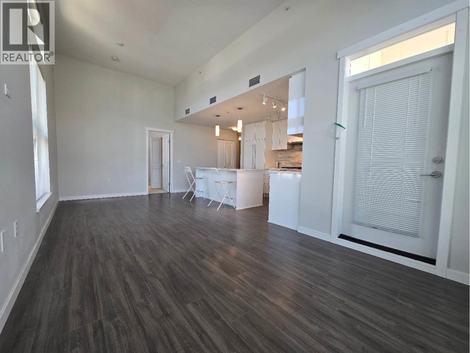 4xx 9551 ALEXANDRA ROAD, Richmond