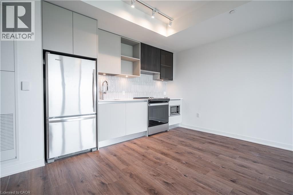 #801 395 DUNDAS Street W - 6