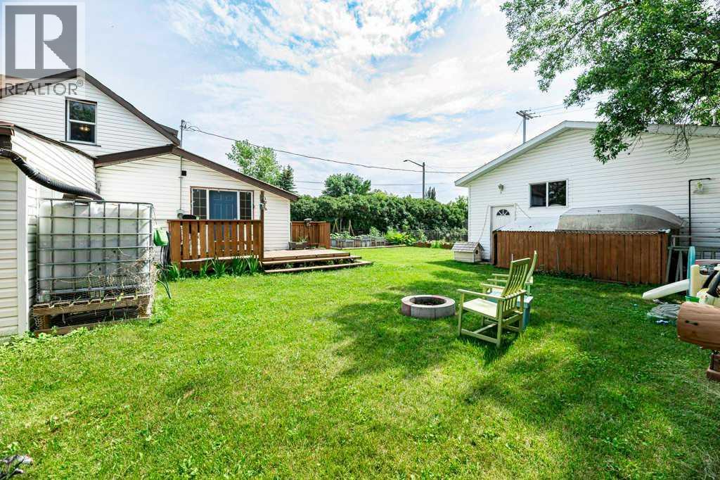 5003 48 Street, Innisfail