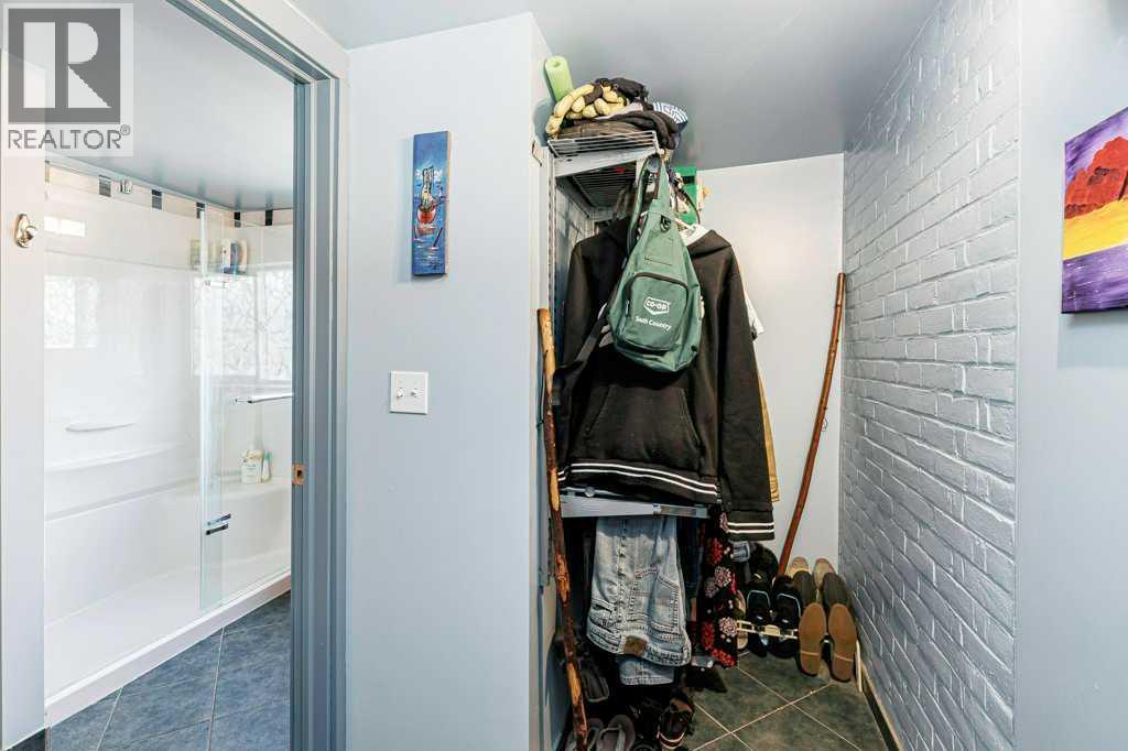 5003 48 Street, Innisfail