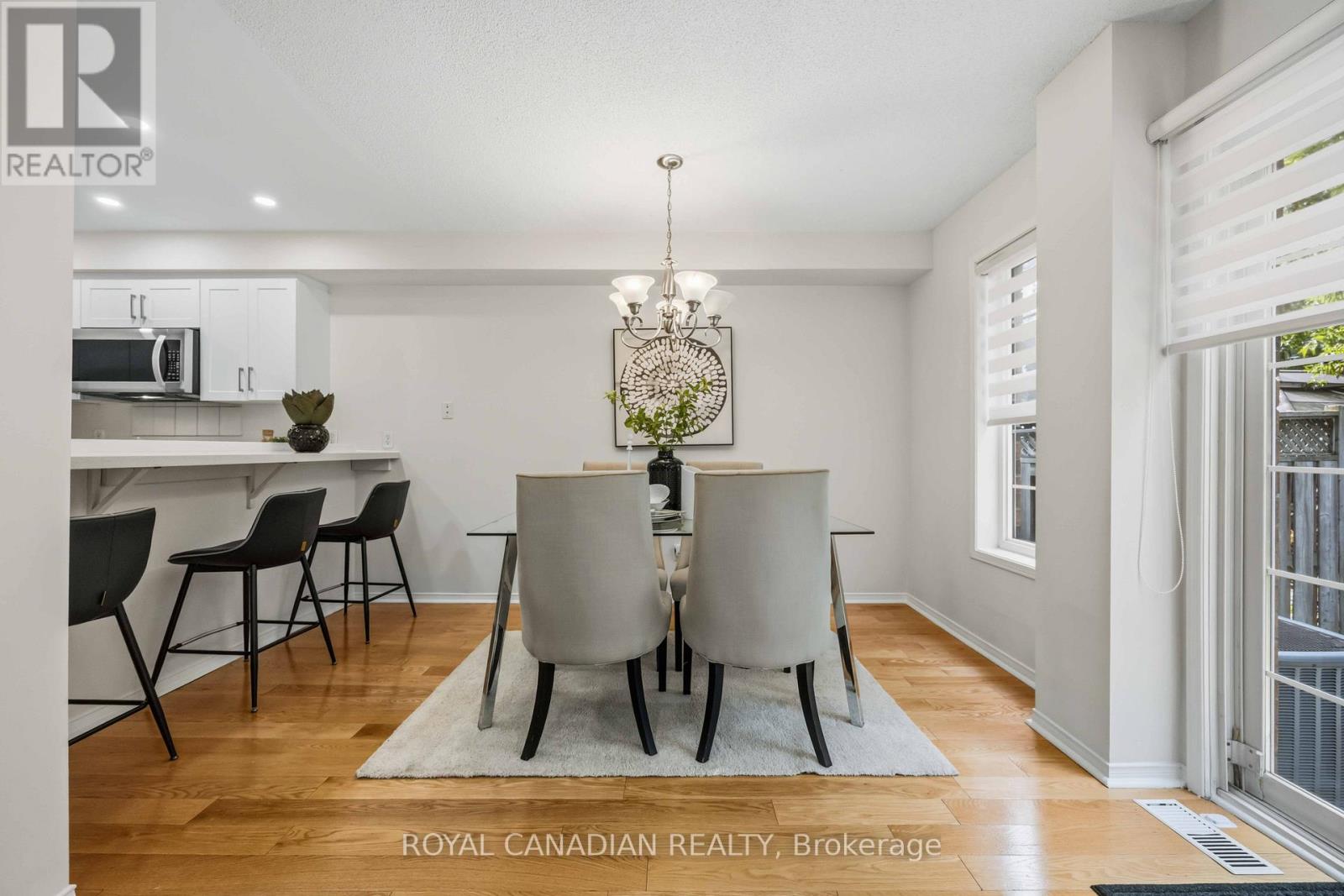 137 STOKELY CRESCENT - 17