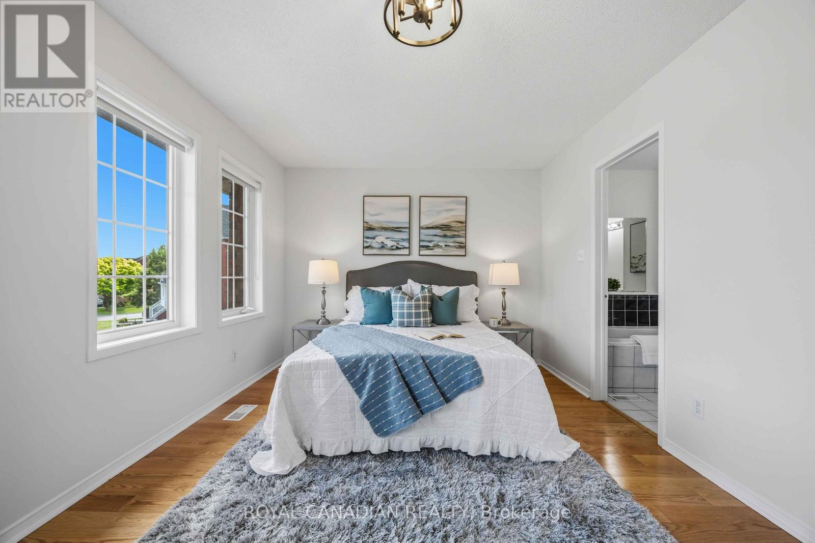 137 STOKELY CRESCENT - 27