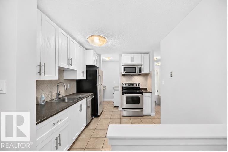 108 SURREY GARDENS GD NW - 11
