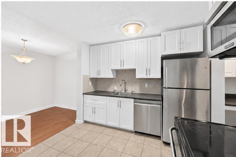 108 SURREY GARDENS GD NW - 13