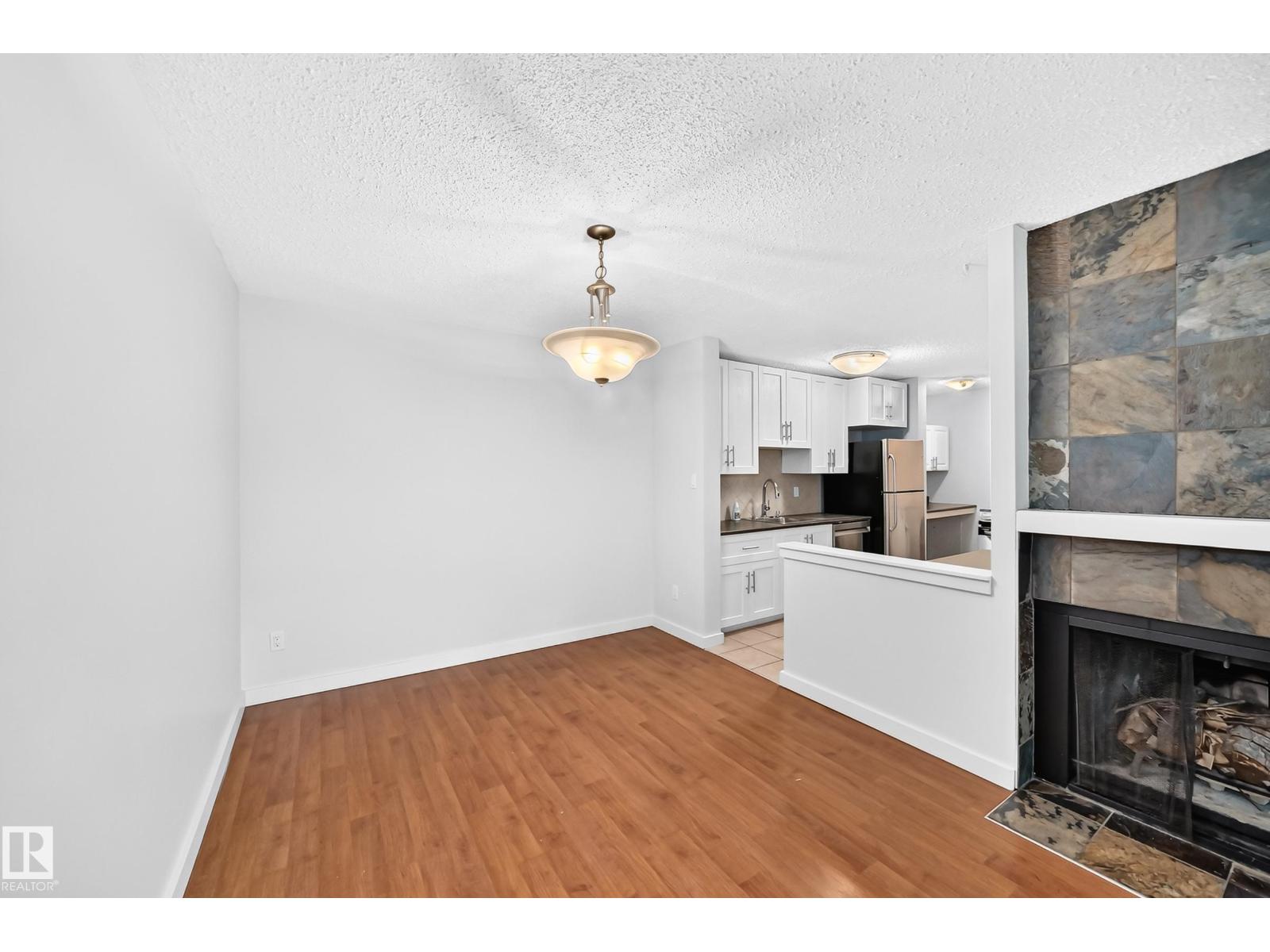 108 SURREY GARDENS GD NW - 16