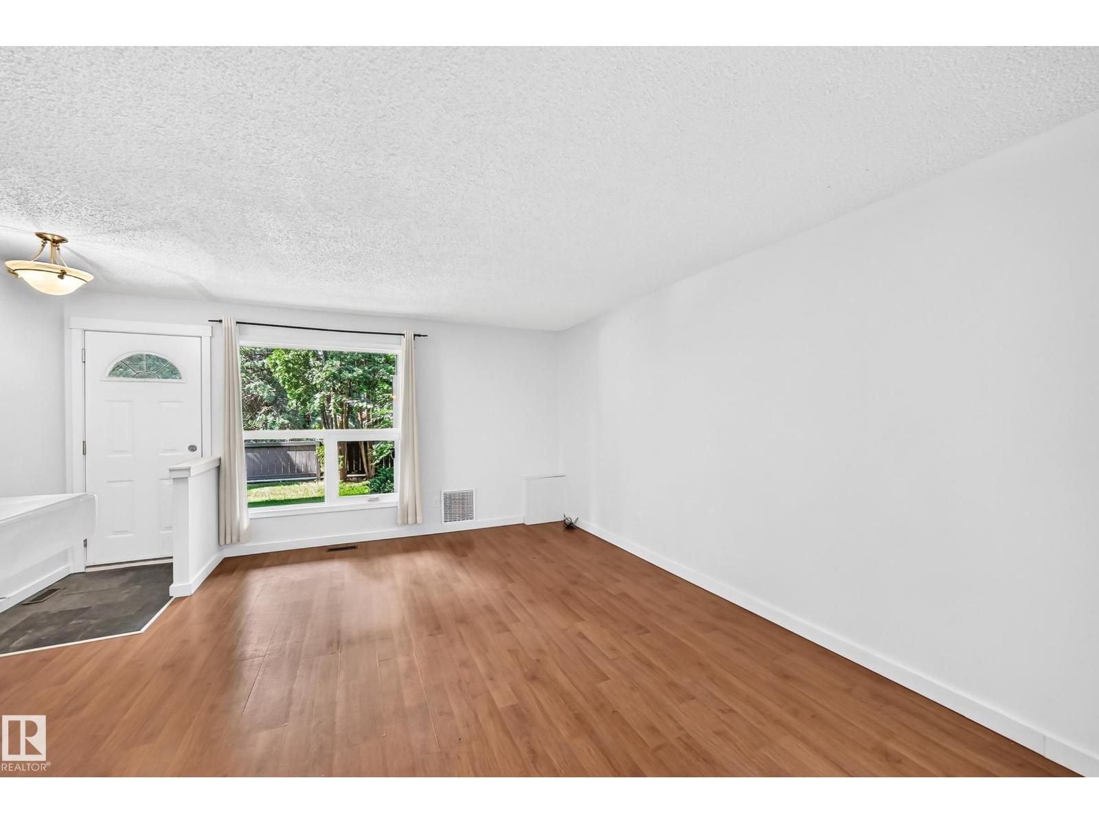 108 SURREY GARDENS GD NW - 20