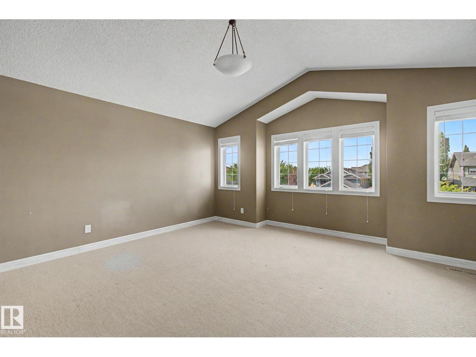 5 CYPRESS LI - Image 32