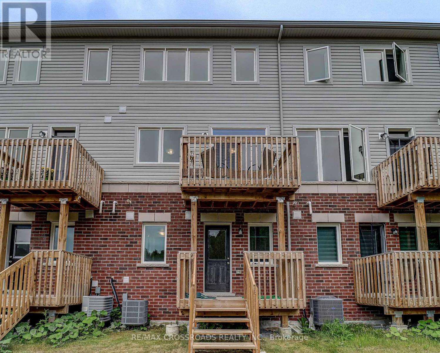 64 LYALL STOKES CIRCLE - Image 30