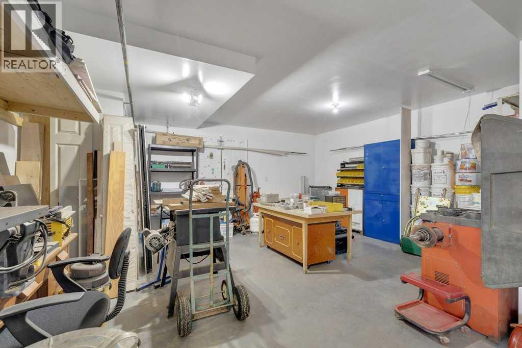 5025 46 Avenue - Photo 13