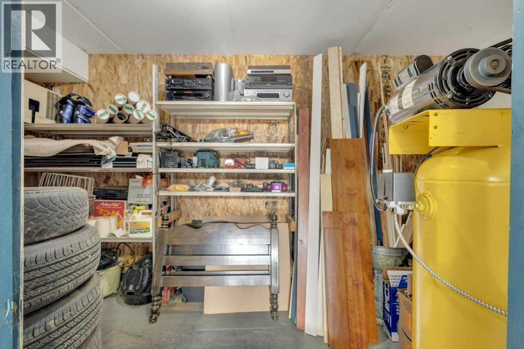 5025 46 Avenue - Photo 16