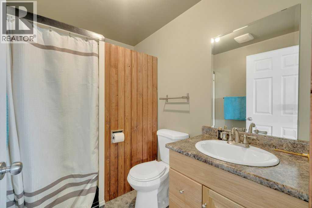 5025 46 Avenue - Photo 25